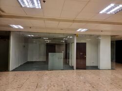 Concorde Shopping Centre (D3), Retail #390352571